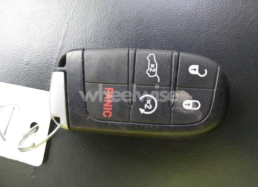 Photo 11 of 2017 Dodge Durango R/T RWD (VIN 1C4SDHCT0HC888695)