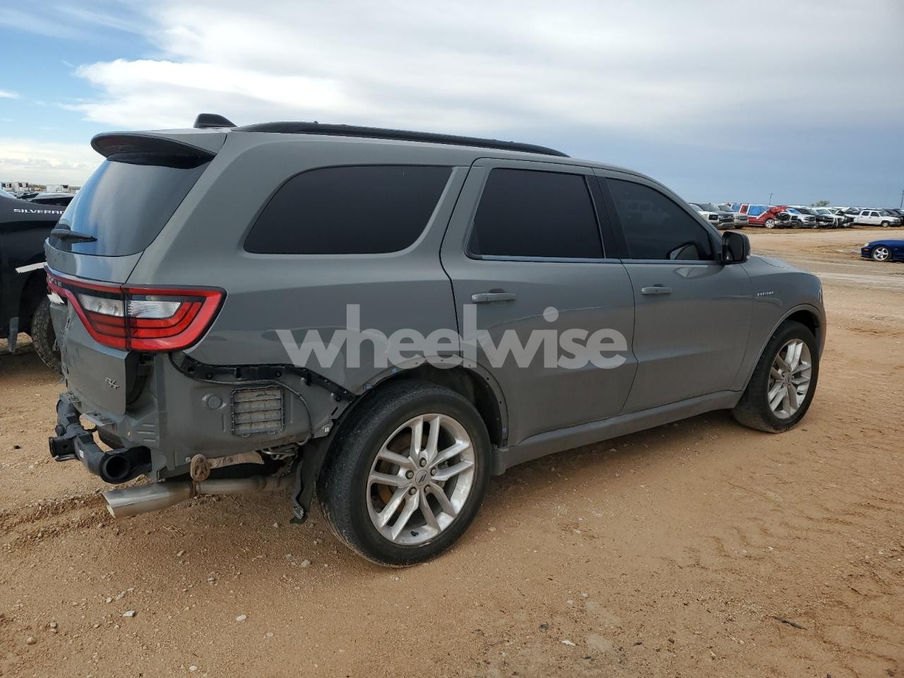 Photo 3 of 2023 DODGE DURANGO R/T (VIN 1C4SDHCT1PC557588)