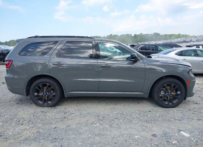 Photo 13 of 2023 Dodge Durango R/T PLUS RWD (VIN 1C4SDHCT1PC567473)