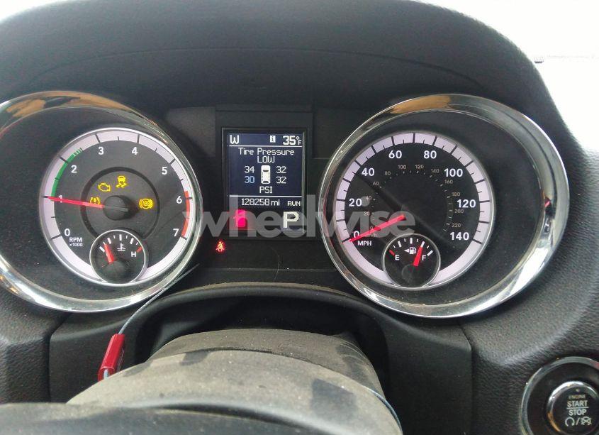 Photo 7 of 2012 Dodge Durango R/T (VIN 1C4SDHCT3CC107032)