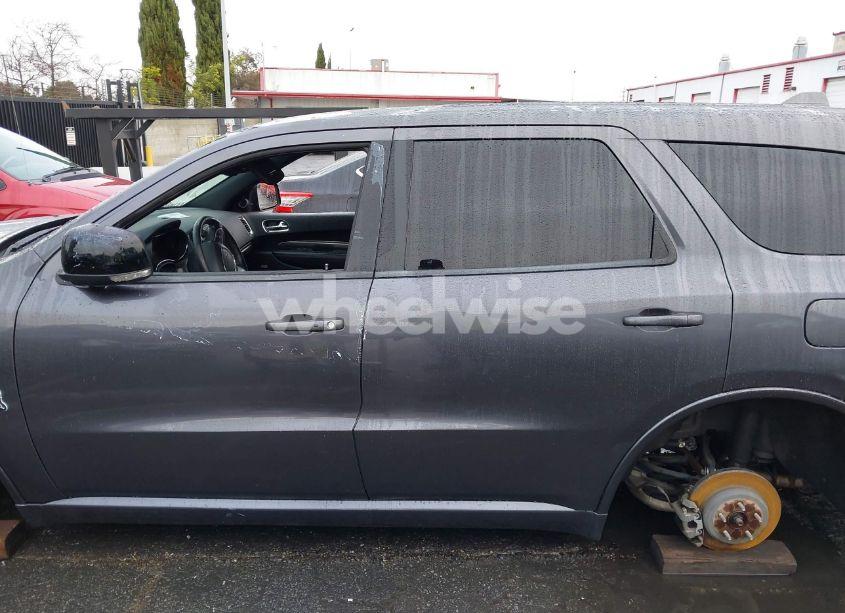 Photo 14 of 2016 Dodge Durango R/T (VIN 1C4SDHCT4GC483390)