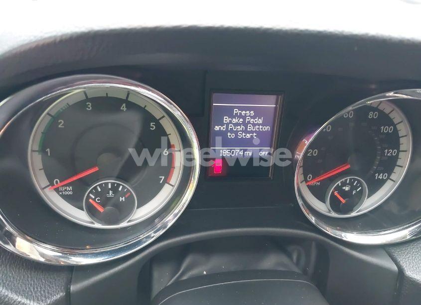 Photo 7 of 2013 Dodge Durango R/T (VIN 1C4SDHCT6DC672487)