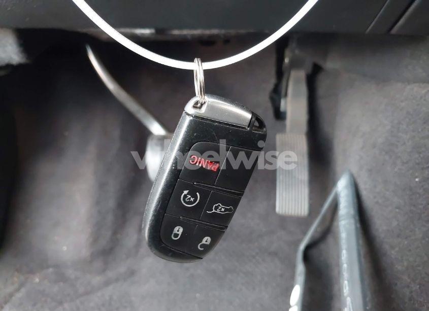 Photo 11 of 2018 Dodge Durango R/T RWD (VIN 1C4SDHCT8JC495243)