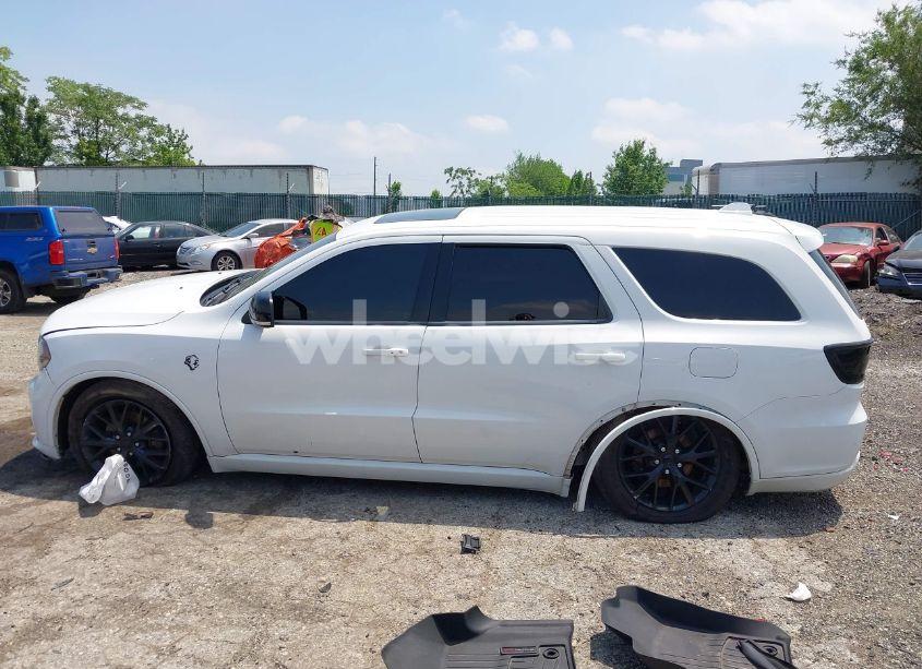 Photo 14 of 2015 Dodge Durango R/T (VIN 1C4SDJCT4FC147583)