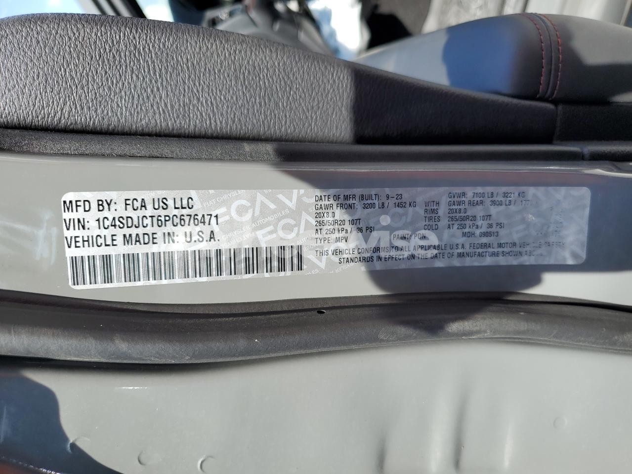 Photo 13 of 2023 DODGE DURANGO R/T (VIN 1C4SDJCT6PC676471)