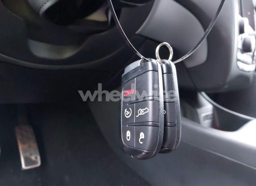 Photo 11 of 2019 Dodge Durango R/T AWD (VIN 1C4SDJCT7KC652771)