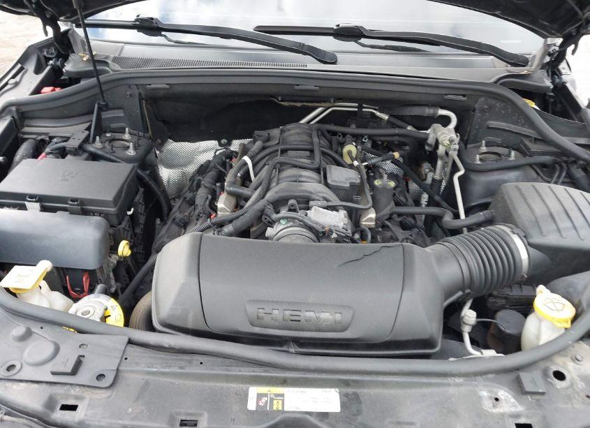 Photo 10 of 2018 Dodge Durango R/T (VIN 1C4SDJCT8JC340912)