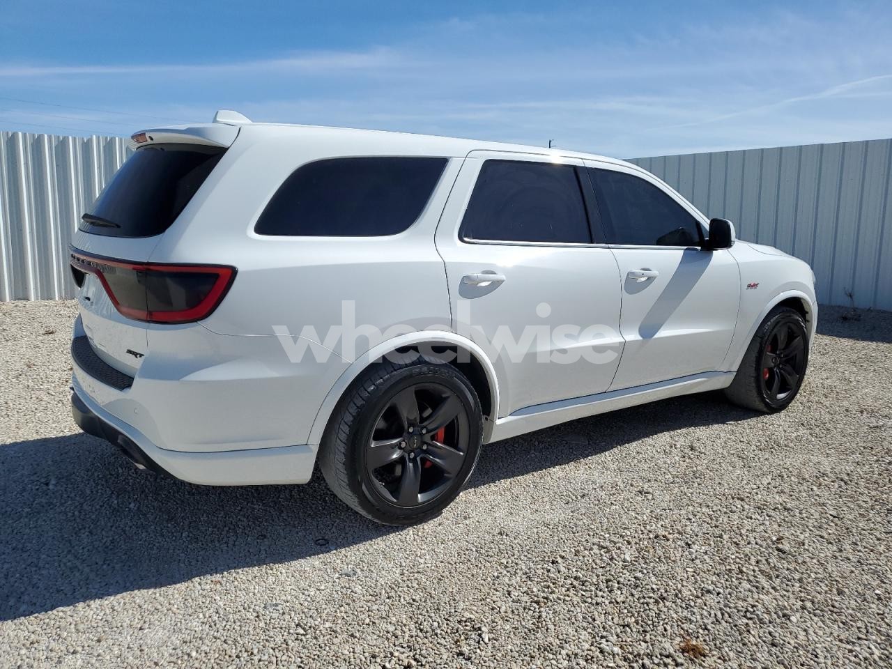 Photo 3 of 2018 DODGE DURANGO SRT N/A (VIN 1C4SDJGJ0JC463242)