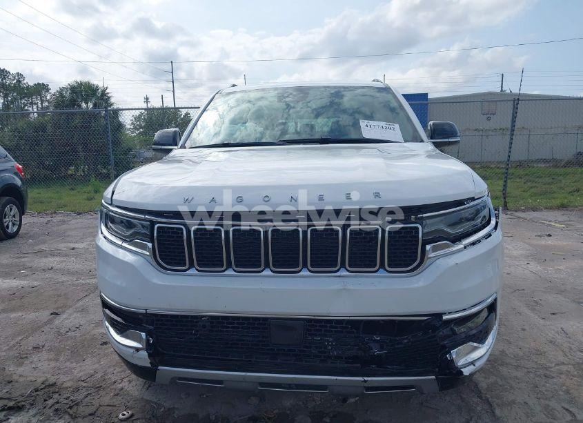 Photo 12 of 2024 Jeep Wagoneer L SERIES II 4X2 (VIN 1C4SJRBP0RS146095)