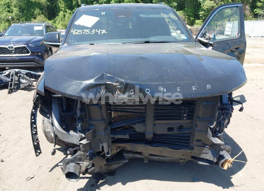 Photo 6 of 2024 Jeep Wagoneer L SERIES II 4X2 (VIN 1C4SJRBP1RS177002)