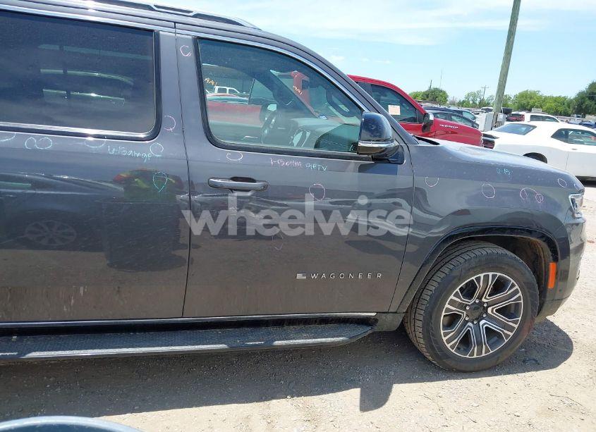 Photo 13 of 2024 Jeep Wagoneer L SERIES II 4X2 (VIN 1C4SJRBP2RS177770)