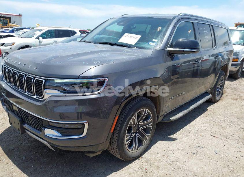 Photo 2 of 2024 Jeep Wagoneer L SERIES II 4X2 (VIN 1C4SJRBP2RS177770)