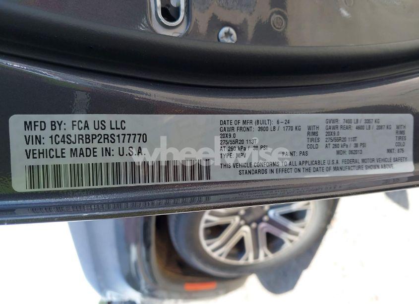 Photo 9 of 2024 Jeep Wagoneer L SERIES II 4X2 (VIN 1C4SJRBP2RS177770)