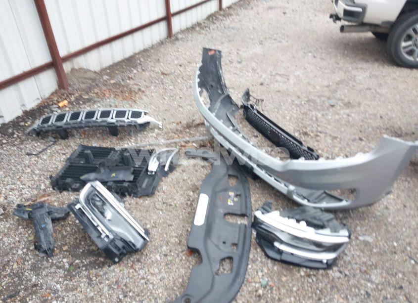 Photo 12 of 2024 Jeep Wagoneer L SERIES II 4X2 (VIN 1C4SJRBP3RS169726)