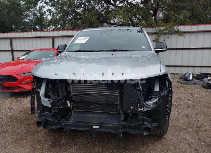 Photo 13 of 2024 Jeep Wagoneer L SERIES II 4X2 (VIN 1C4SJRBP3RS169726)