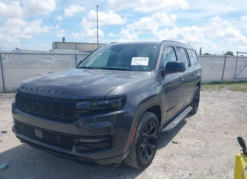 Photo 2 of 2023 Jeep Wagoneer L SERIES II CARBIDE 4X2 (VIN 1C4SJRBP4PS562986)