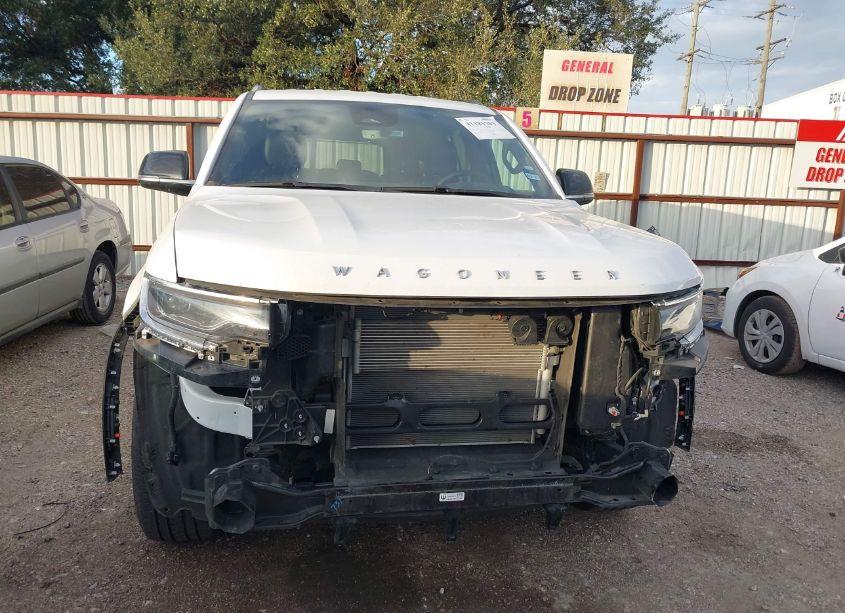 Photo 13 of 2024 Jeep Wagoneer L SERIES II 4X2 (VIN 1C4SJRBP4RS134984)