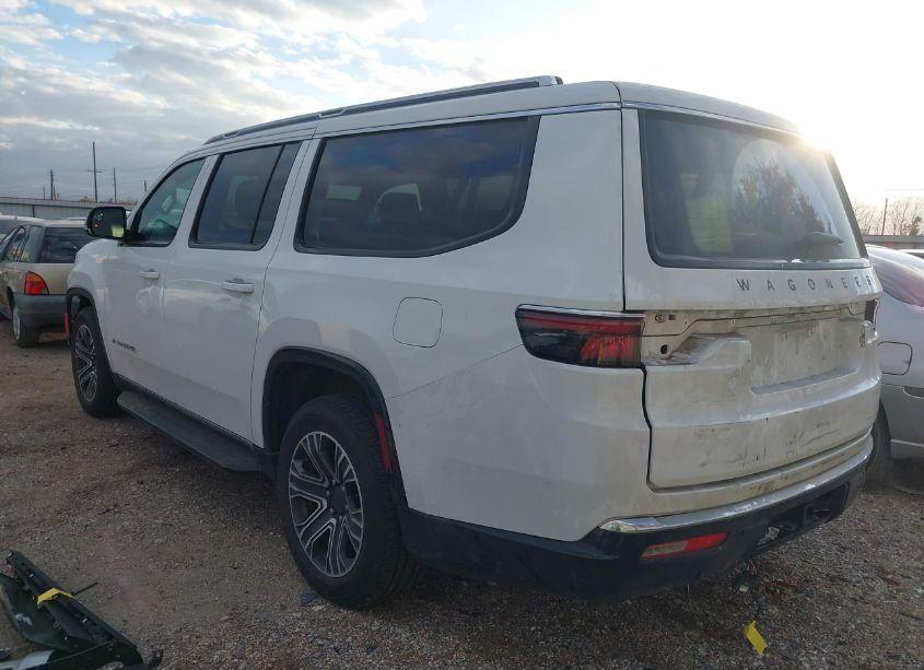 Photo 3 of 2024 Jeep Wagoneer L SERIES II 4X2 (VIN 1C4SJRBP4RS134984)