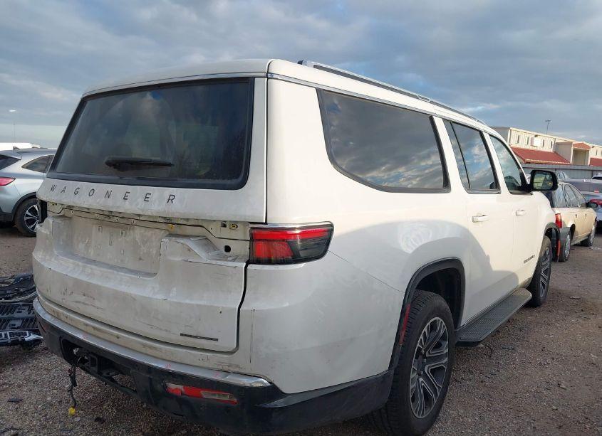 Photo 4 of 2024 Jeep Wagoneer L SERIES II 4X2 (VIN 1C4SJRBP4RS134984)