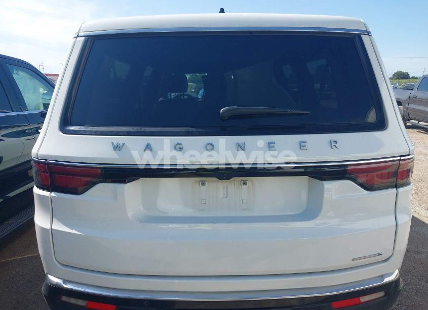 Photo 16 of 2024 Jeep Wagoneer L SERIES II 4X2 (VIN 1C4SJRBP4RS184266)