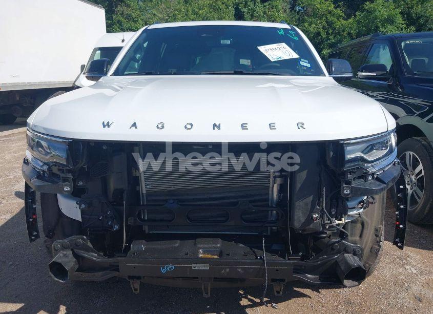 Photo 6 of 2024 Jeep Wagoneer L SERIES II 4X2 (VIN 1C4SJRBP4RS184266)