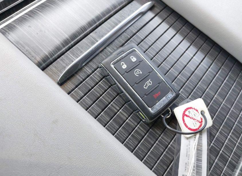 Photo 11 of 2024 Jeep Wagoneer L (VIN 1C4SJRBP5RS106675)