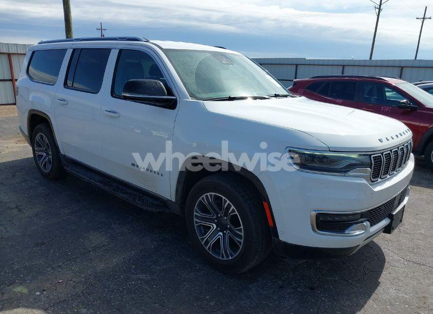 2024 Jeep Wagoneer L SERIES II 4X2 (VIN 1C4SJRBP6RS134677) main photo