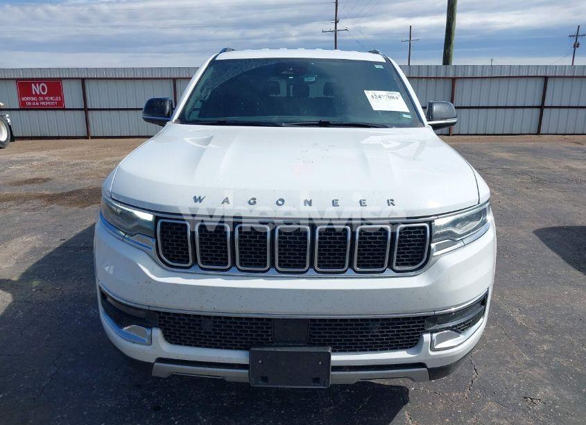 Photo 12 of 2024 Jeep Wagoneer L SERIES II 4X2 (VIN 1C4SJRBP6RS134677)