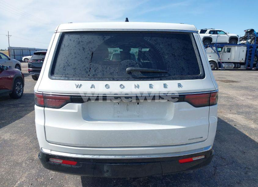 Photo 16 of 2024 Jeep Wagoneer L SERIES II 4X2 (VIN 1C4SJRBP6RS134677)