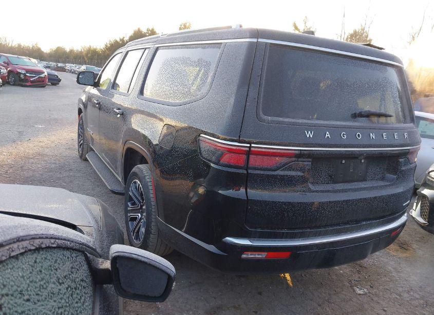 Photo 3 of 2024 Jeep Wagoneer L SERIES II 4X2 (VIN 1C4SJRBP6RS146229)