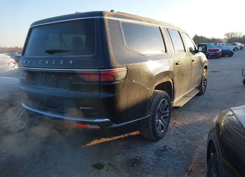 Photo 4 of 2024 Jeep Wagoneer L SERIES II 4X2 (VIN 1C4SJRBP6RS146229)