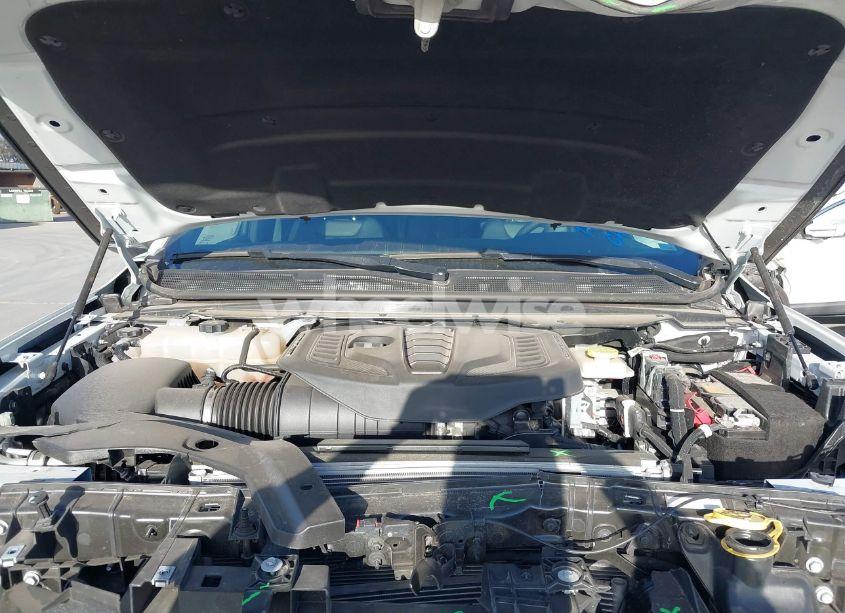 Photo 10 of 2024 Jeep Wagoneer L SERIES II 4X2 (VIN 1C4SJRBPXRS165267)