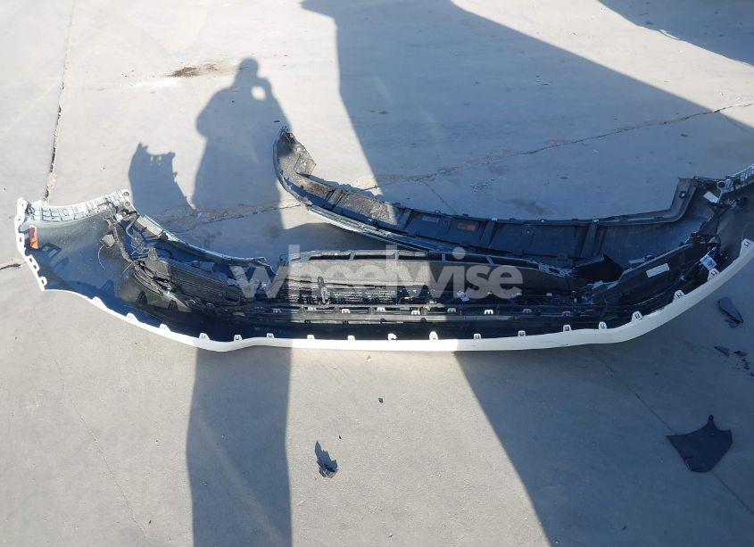 Photo 12 of 2024 Jeep Wagoneer L SERIES II 4X2 (VIN 1C4SJRBPXRS165267)