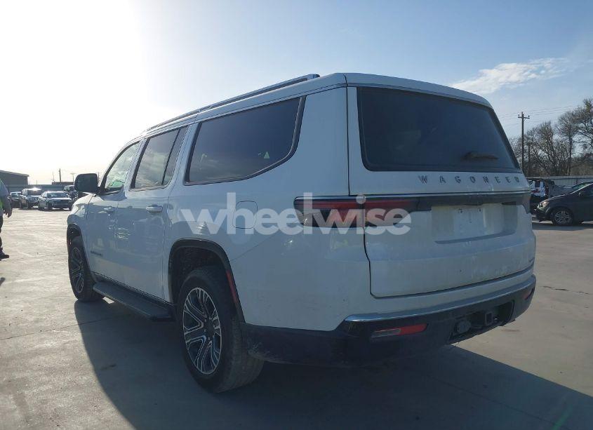 Photo 15 of 2024 Jeep Wagoneer L SERIES II 4X2 (VIN 1C4SJRBPXRS165267)