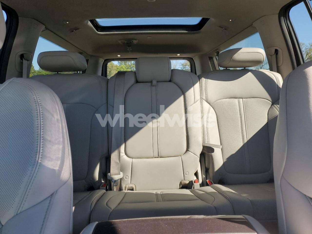 Photo 10 of 2023 JEEP WAGONEER L SERIES I (VIN 1C4SJSAP8PS549604)