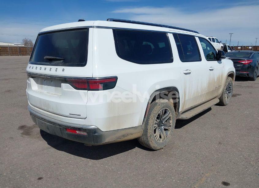 Photo 4 of 2024 Jeep Wagoneer L SERIES II 4X4 (VIN 1C4SJSBP0RS144757)