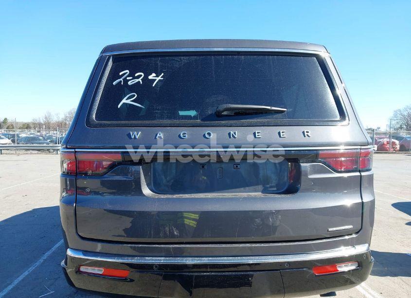 Photo 16 of 2024 Jeep Wagoneer L SERIES II 4X4 (VIN 1C4SJSBP0RS173157)