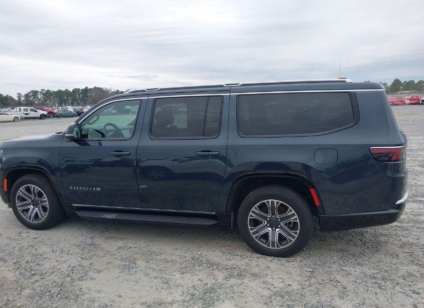 Photo 14 of 2024 Jeep Wagoneer L (VIN 1C4SJSBP2RS102039)