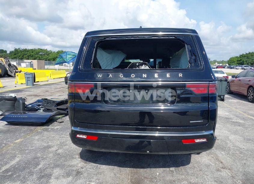 Photo 17 of 2024 Jeep Wagoneer L SERIES II 4X4 (VIN 1C4SJSBP2RS102168)