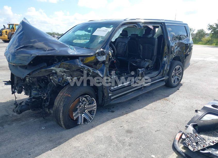 Photo 2 of 2024 Jeep Wagoneer L SERIES II 4X4 (VIN 1C4SJSBP2RS102168)