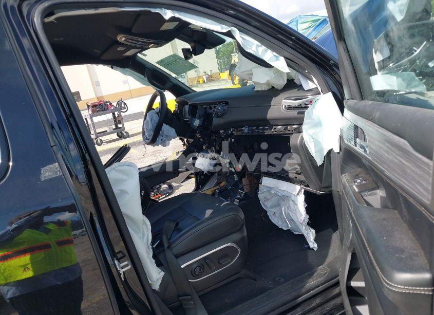 Photo 5 of 2024 Jeep Wagoneer L SERIES II 4X4 (VIN 1C4SJSBP2RS102168)