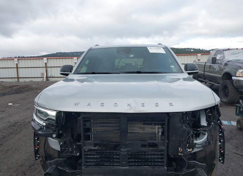 Photo 13 of 2024 Jeep Wagoneer L SERIES II 4X4 (VIN 1C4SJSBP2RS144307)