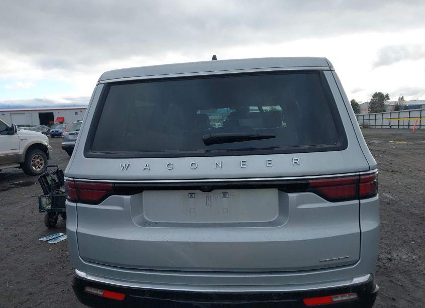 Photo 17 of 2024 Jeep Wagoneer L SERIES II 4X4 (VIN 1C4SJSBP2RS144307)