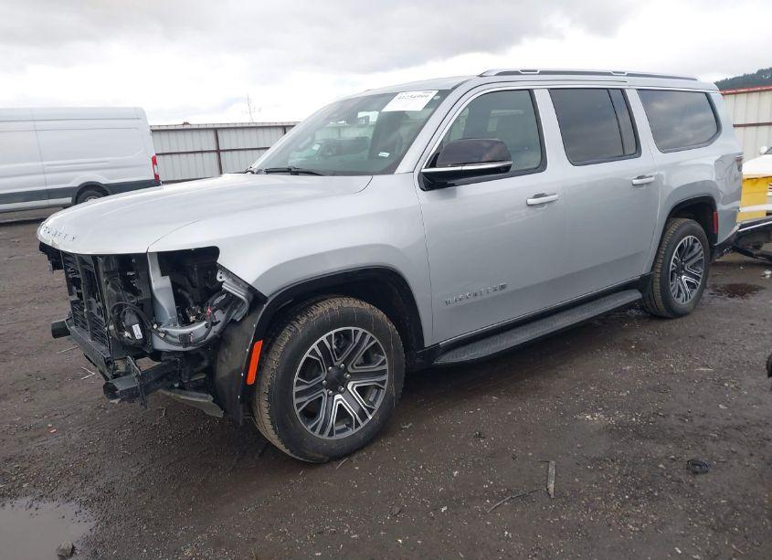 Photo 2 of 2024 Jeep Wagoneer L SERIES II 4X4 (VIN 1C4SJSBP2RS144307)