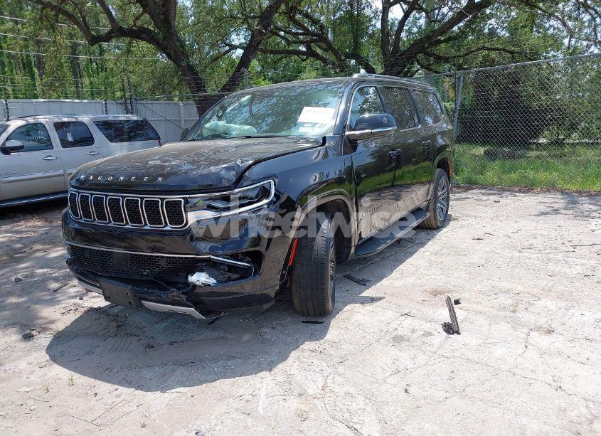 Photo 2 of 2024 Jeep Wagoneer L SERIES II 4X4 (VIN 1C4SJSBP2RS144596)