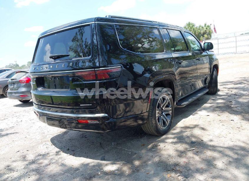 Photo 4 of 2024 Jeep Wagoneer L SERIES II 4X4 (VIN 1C4SJSBP2RS144596)