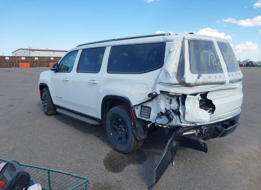 Photo 3 of 2024 Jeep Wagoneer L SERIES II 4X4 (VIN 1C4SJSBP3RS131761)