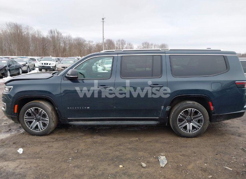 Photo 14 of 2024 Jeep Wagoneer L SERIES II 4X4 (VIN 1C4SJSBP3RS175338)