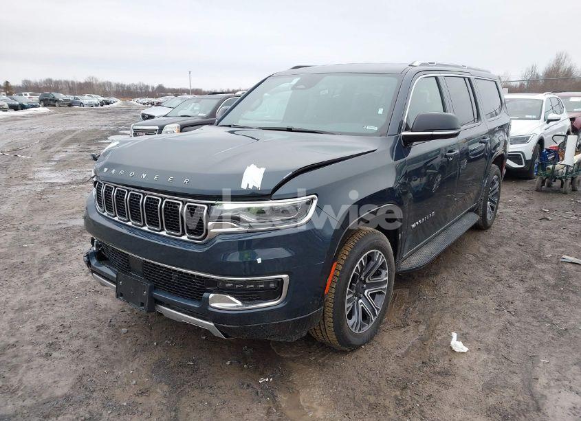 Photo 2 of 2024 Jeep Wagoneer L SERIES II 4X4 (VIN 1C4SJSBP3RS175338)