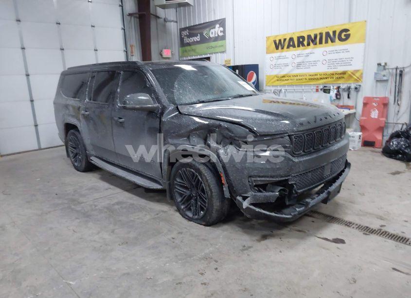 2024 Jeep Wagoneer L SERIES II CARBIDE 4X4 (VIN 1C4SJSBP4RS108053) main photo